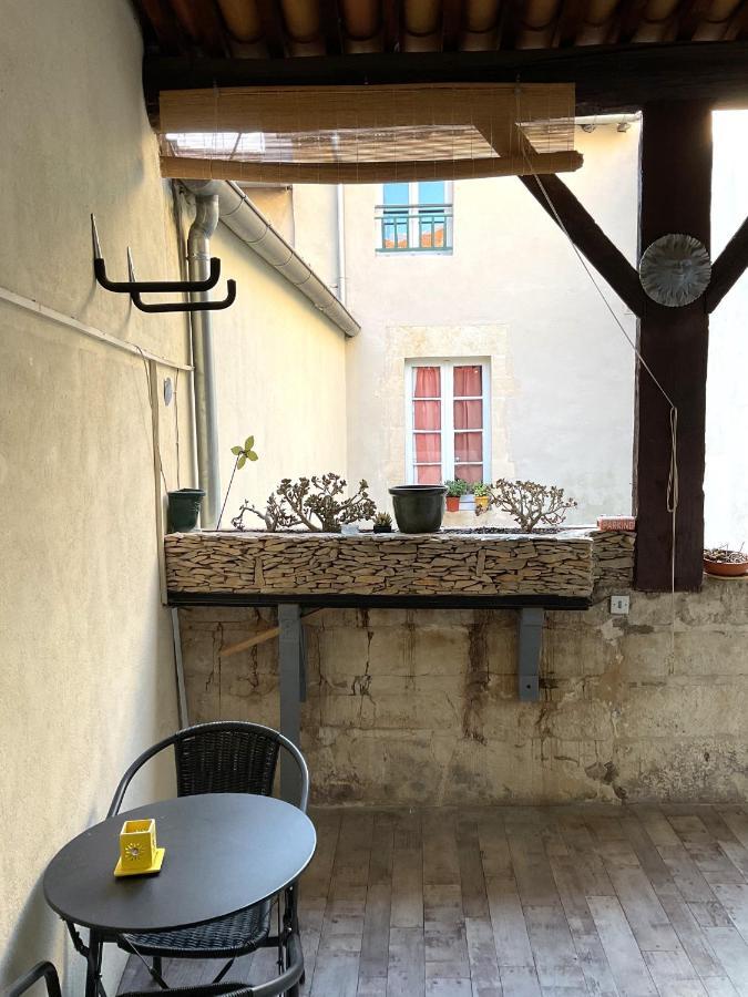 Apartmán Place Aux Herbes Nîmes Exteriér fotografie
