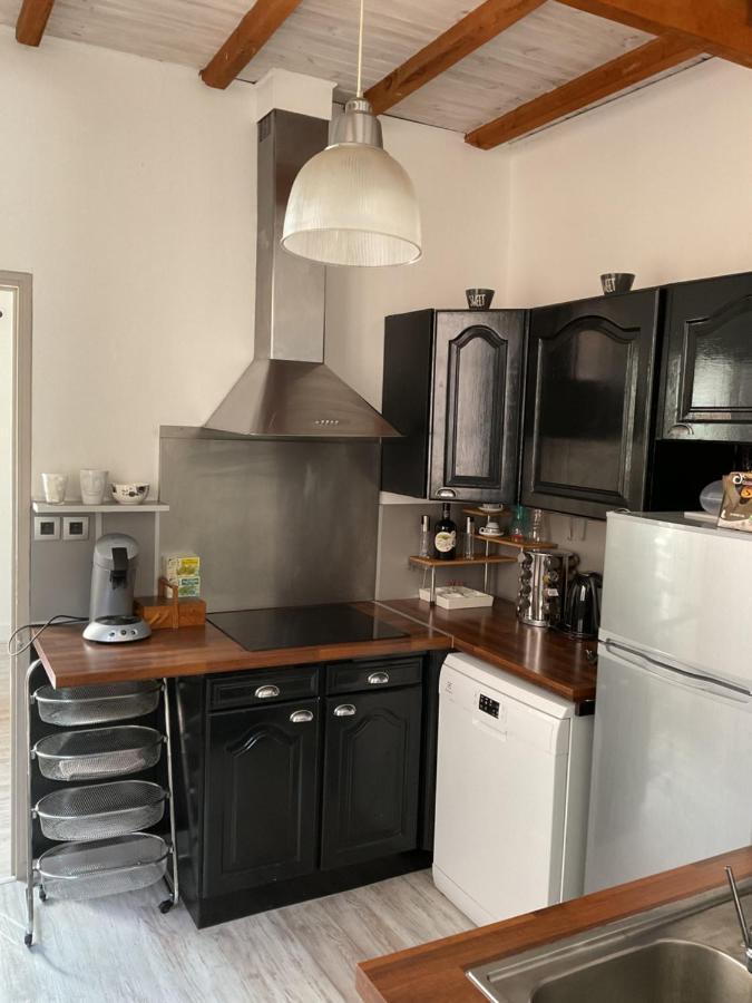 Apartmán Place Aux Herbes Nîmes Exteriér fotografie