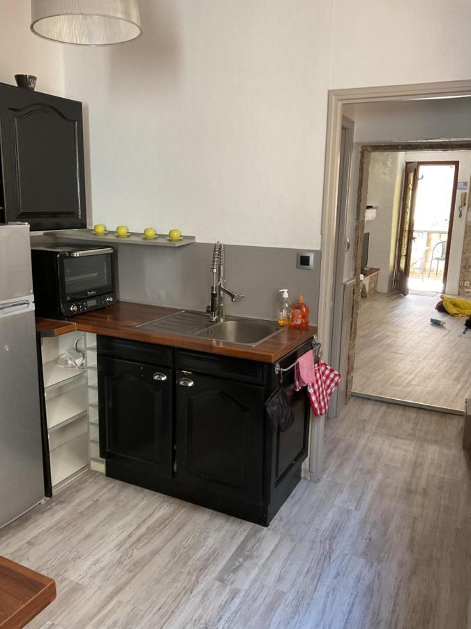 Apartmán Place Aux Herbes Nîmes Exteriér fotografie