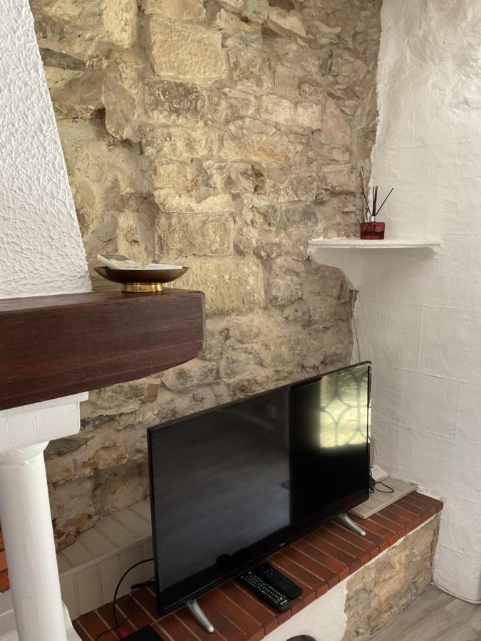 Apartmán Place Aux Herbes Nîmes Exteriér fotografie