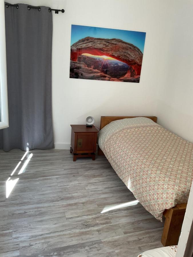 Apartmán Place Aux Herbes Nîmes Exteriér fotografie