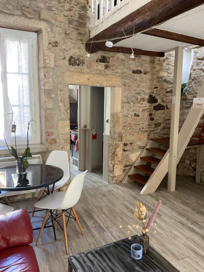 Apartmán Place Aux Herbes Nîmes Exteriér fotografie